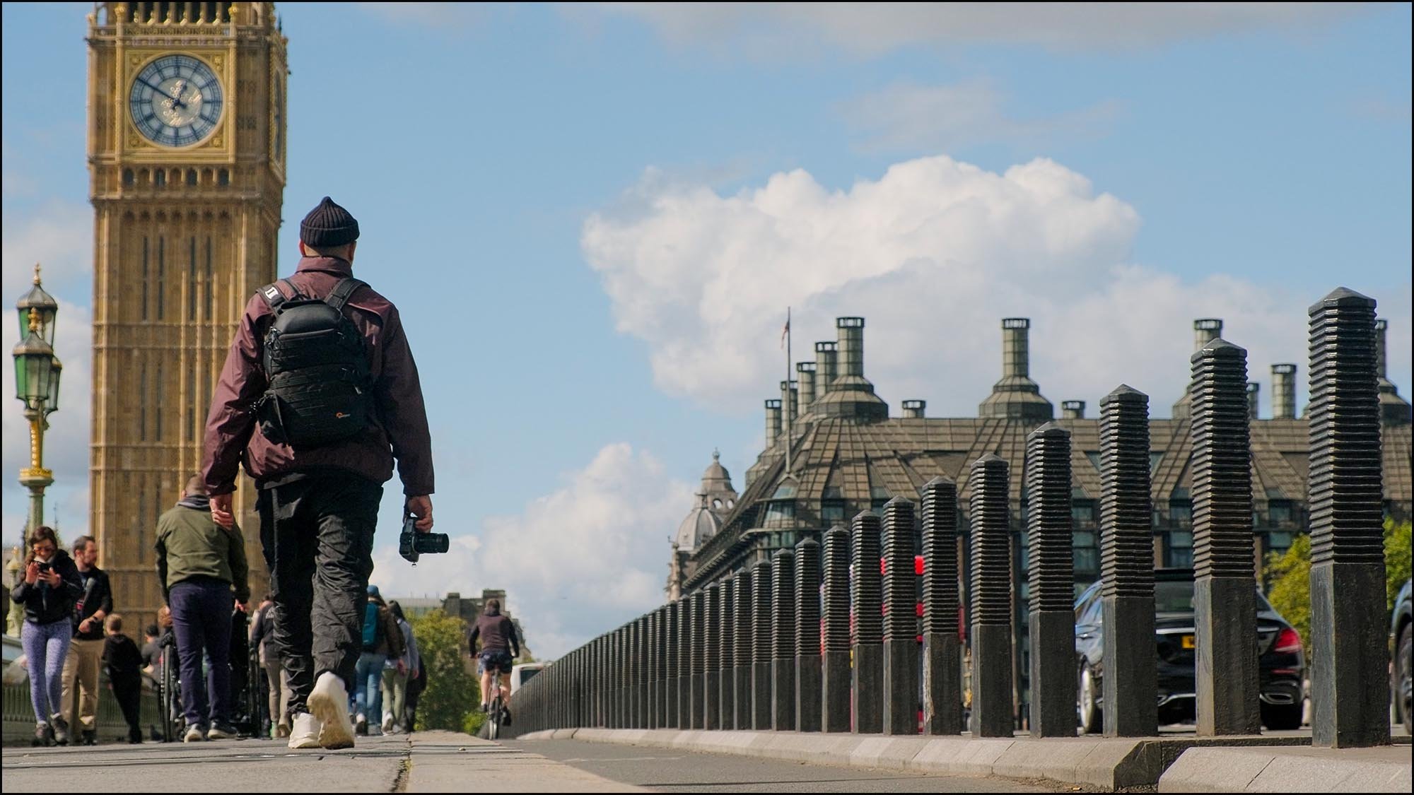 Bal walking along the bridge